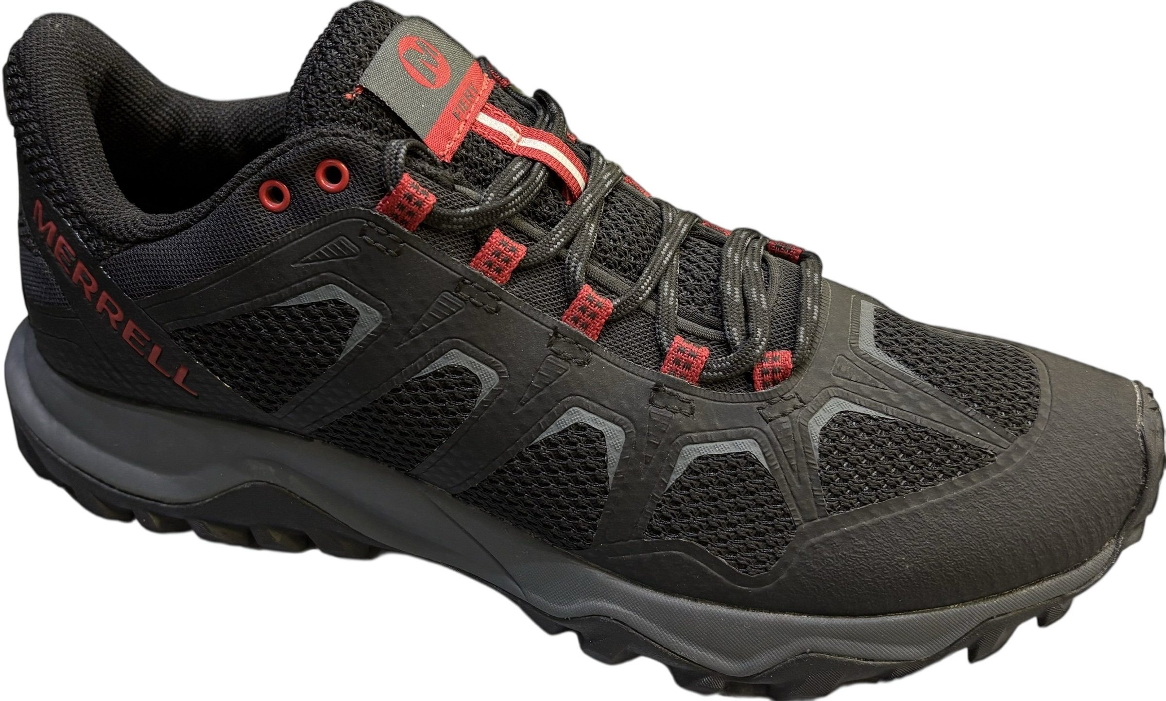 کفش مرل مدل Fiery رنگ قرمز/مشکی، مقاوم در برابر سایش و مناسب پیاده‌روی طولانی